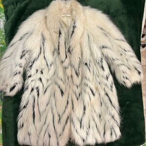Elegant Faux Fur Teddy Jacket - White and Black
